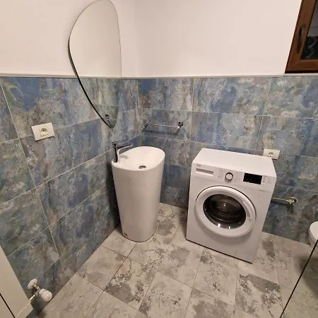 Apartment Yza Constanta